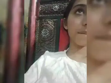Bongacams Watch Live Sex Cams of AlinaPopy