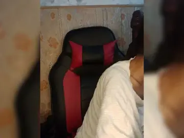 Bongacams Sex Cam of AlinaPopy