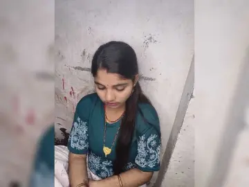 Bongacams Watch Live Sex Cams of Tunnidelhi