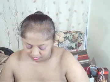 Bongacams Nude Webcam of Indiantasha