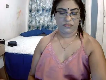 Bongacams Free Porn Cam of indiandelight001