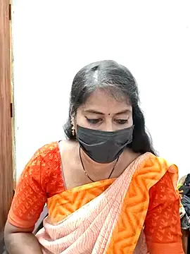 Stripchat Sex Cam of tamil_Sigappu_Roja