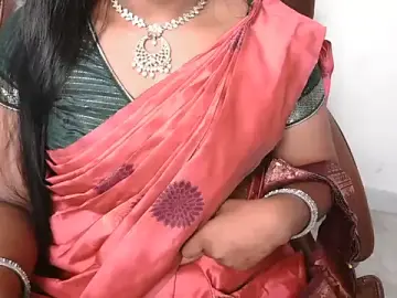 Stripchat Sex Cam of Dhiyapink
