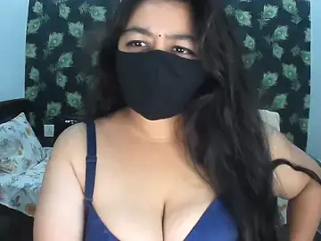 Stripchat Free Porn Cam of Yoursnandini8