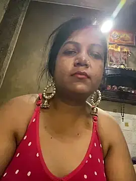 Stripchat Free Live Porn of Meera_xxx