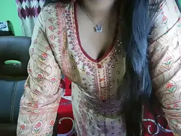 Stripchat Nude Webcam of BengaliQueenStar