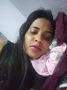 Stripchat Nude Webcam of cute_radhikaa