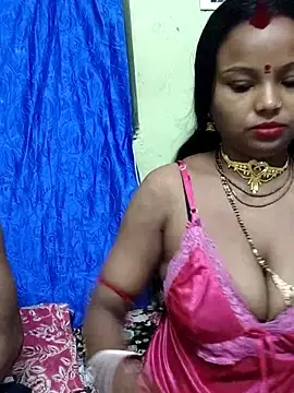 Stripchat Sex Cam of Your-Manu