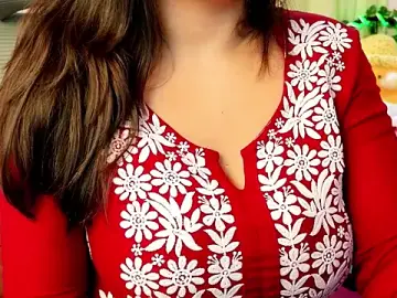 Stripchat Live Sex Cam of thyAnvi