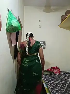 Stripchat Sex Cam of Kavya5500