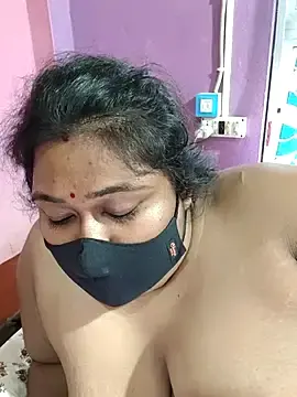 Stripchat Adult Webcams of hotbhabhi011
