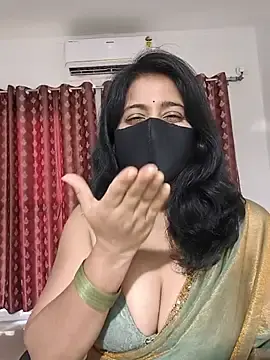 Stripchat Sex Cam of Cute-Maanvi