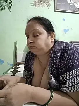 Stripchat Sex Chat of Kavya_kapoor