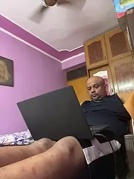 Stripchat Free Live Porn of Dick_6inches_Delhi