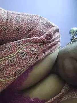 Stripchat Live Sex Cam of yamini1431