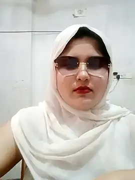 Stripchat Free Live Porn of Nusrat-N