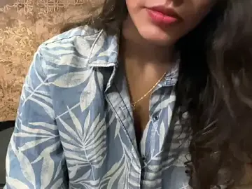 Stripchat Live Sex of Anaya77