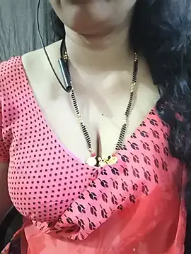 Stripchat Sex Chat of bhuvana_555
