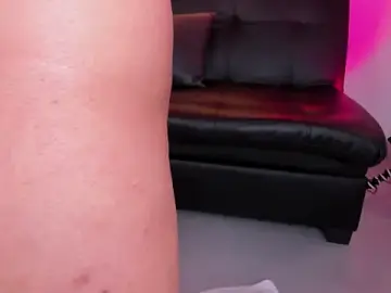 Stripchat Live Sex Cam of miss__allison