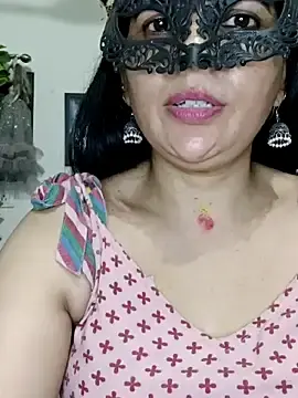 Stripchat Adult Webcam of BhabhiPooja69