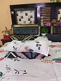 Stripchat Live Sex Cam of PRIYA_22