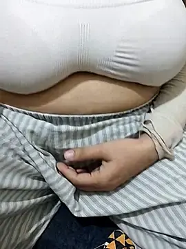 Stripchat Adult Webcams of mallupriyapriya