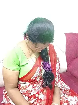 Stripchat Adult Webcam of tamilaruvi