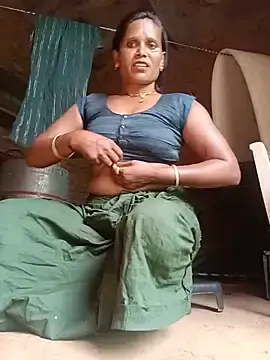 Stripchat Adult Webcams of cute_diya_12