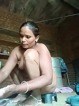 Stripchat Sex Cam of cute_diya_12