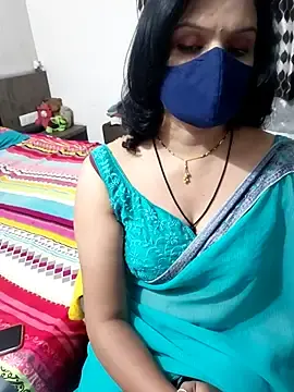 Stripchat Free Porn Cam of khushikhushi