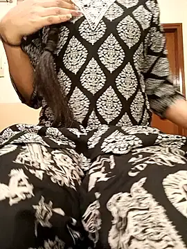 Stripchat Live Sex Cam of Pallavi_36