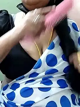 Stripchat Free Porn Cam of abinaya26