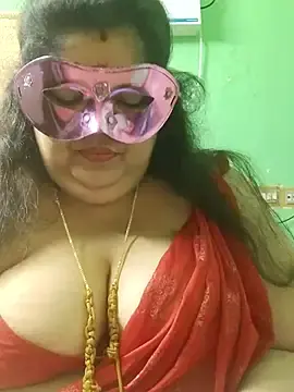 Stripchat Adult Webcams of tamilthanushri