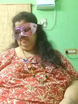 Stripchat Best Webcam of tamilthanushri