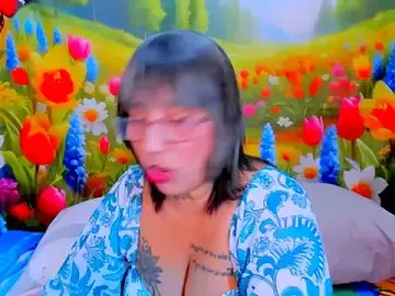 Stripchat Live Sex Cam of indianroxy